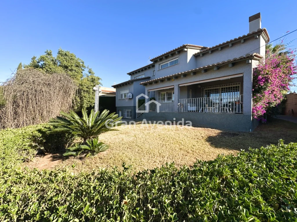 Chalet Entrepinos 530.000 €