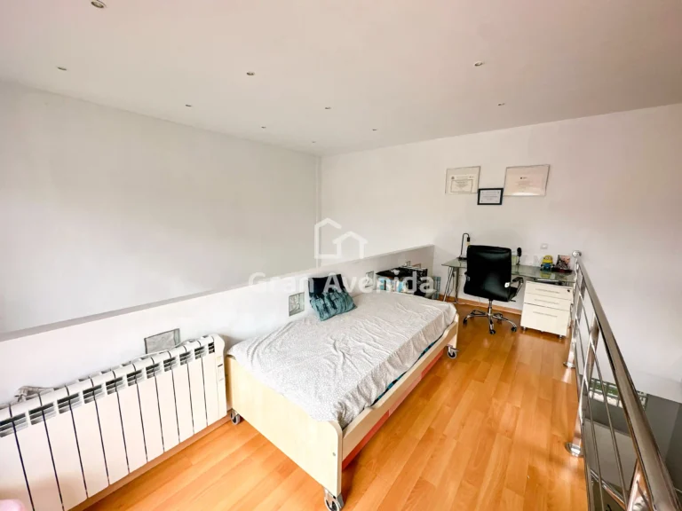 Chalet de 217 m², Gallipont · La Pobla de Vallbona, foto 19 de 30