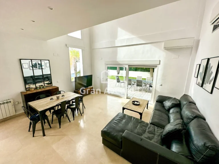Chalet de 217 m², Gallipont · La Pobla de Vallbona, foto 9 de 30