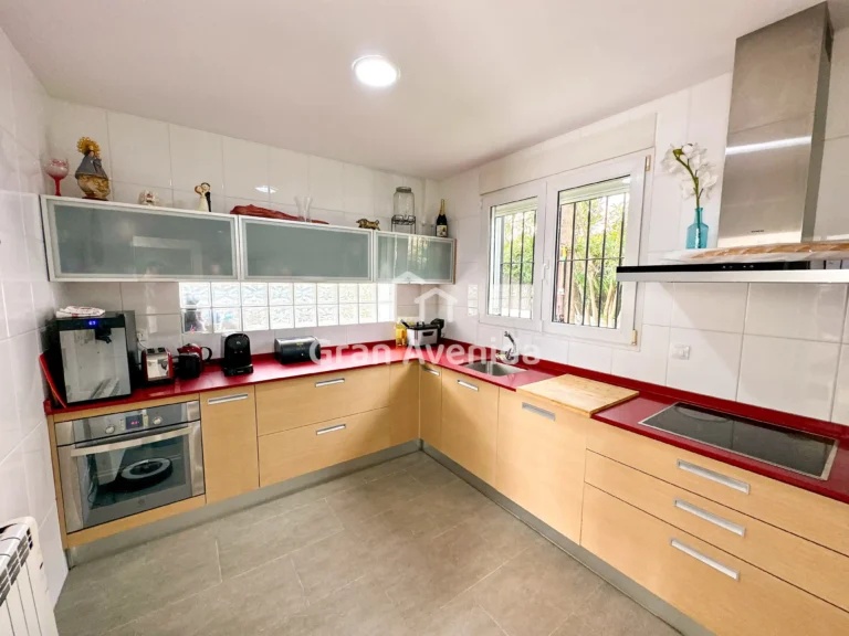 Chalet de 217 m², Gallipont · La Pobla de Vallbona, foto 12 de 30