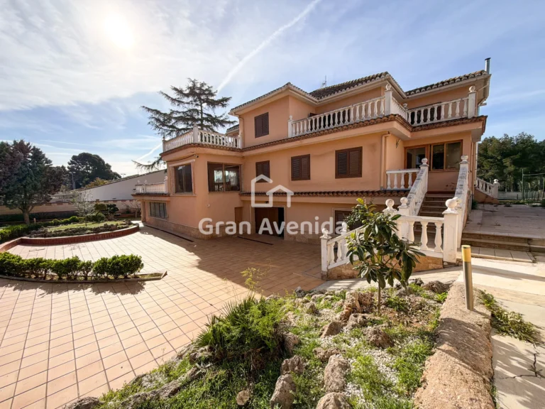 Chalet de 634 m², Montepilar · L'Eliana, foto 3 de 54