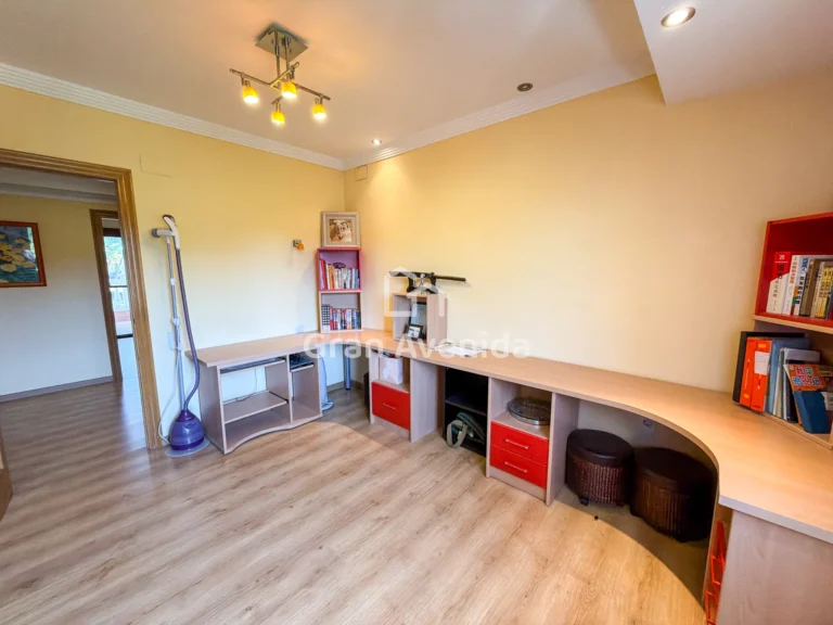 Chalet de 634 m², Montepilar · L'Eliana, foto 42 de 54