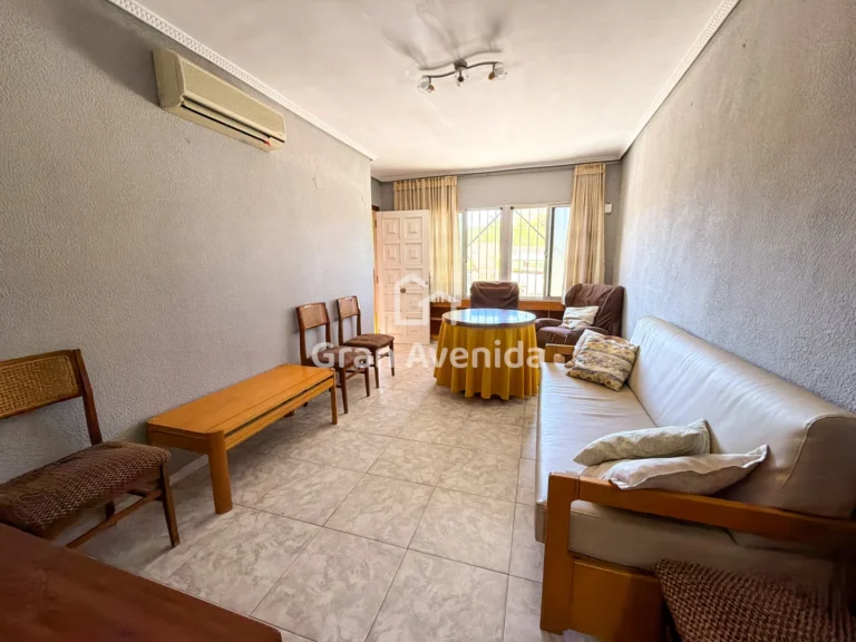 134 m² Ground-floor flat, The centre · San Antonio de Benagéber, photo 2 of 25