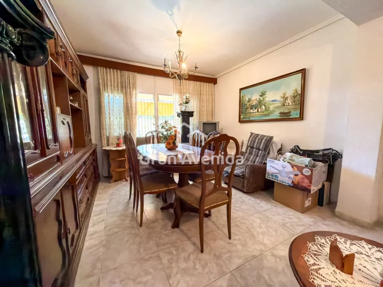 134 m² Ground-floor flat, The centre · San Antonio de Benagéber, photo 6 of 25