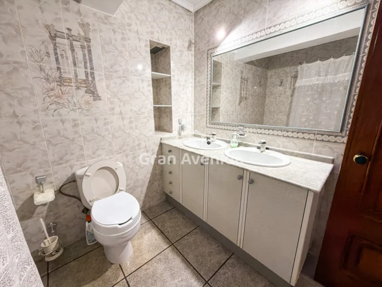 134 m² Ground-floor flat, The centre · San Antonio de Benagéber, photo 21 of 25