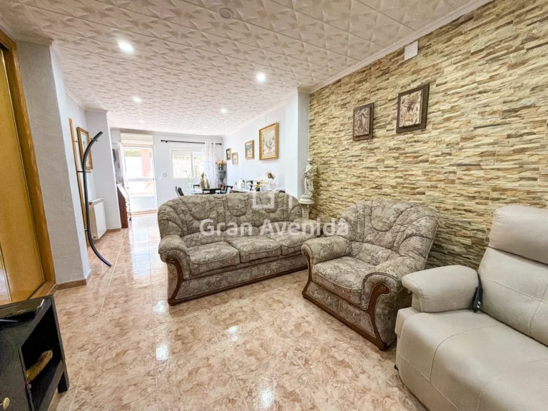 Pareado de 120 m², Montesol · L'Eliana, foto 8 de 35