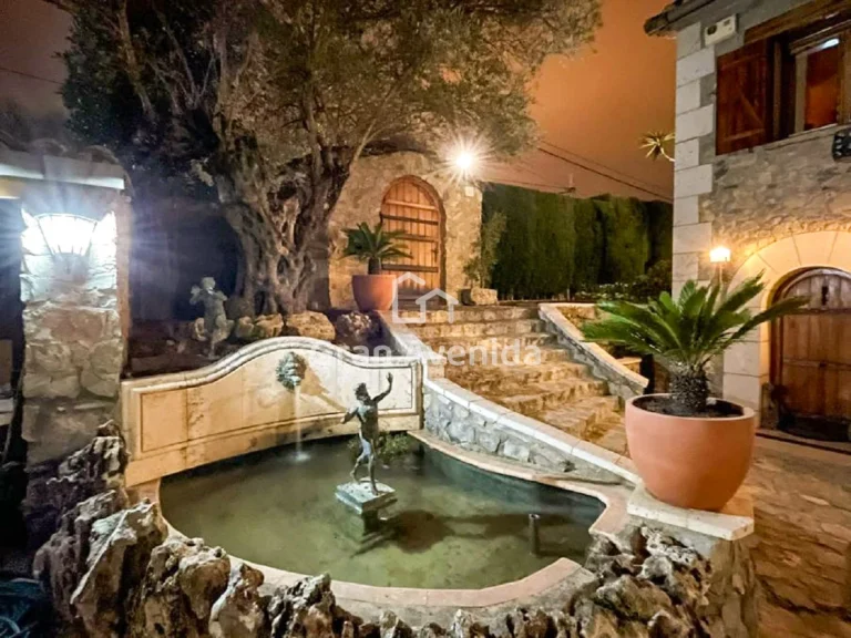 Chalet de 281 m², Les Taules · L'Eliana, foto 3 de 27