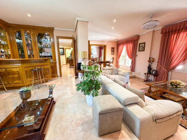 Chalet de 410 m², Entrepinos · L'Eliana, foto 12 de 31