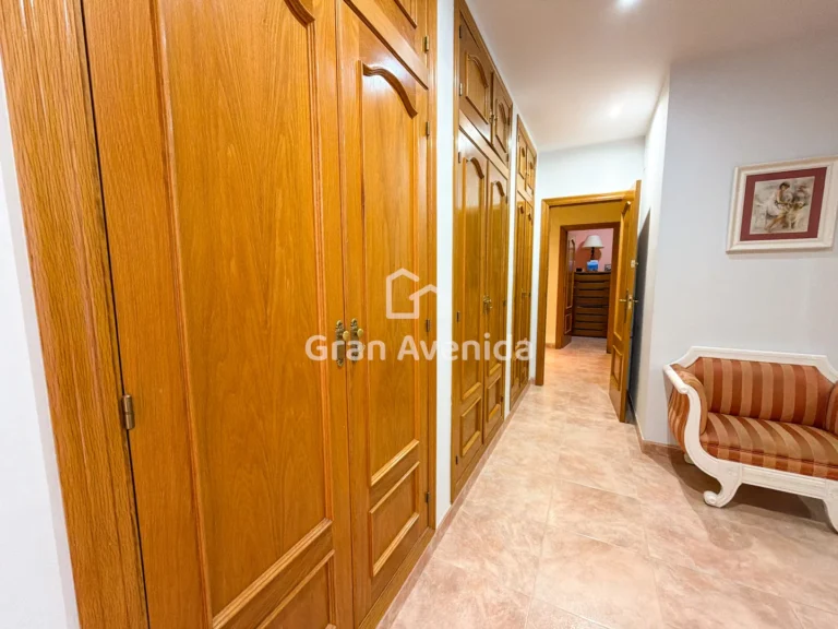 Chalet de 410 m², Entrepinos · L'Eliana, foto 20 de 31