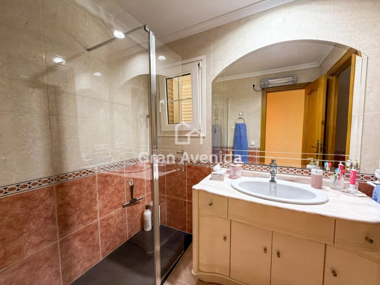 Chalet de 410 m², Entrepinos · L'Eliana, foto 28 de 31