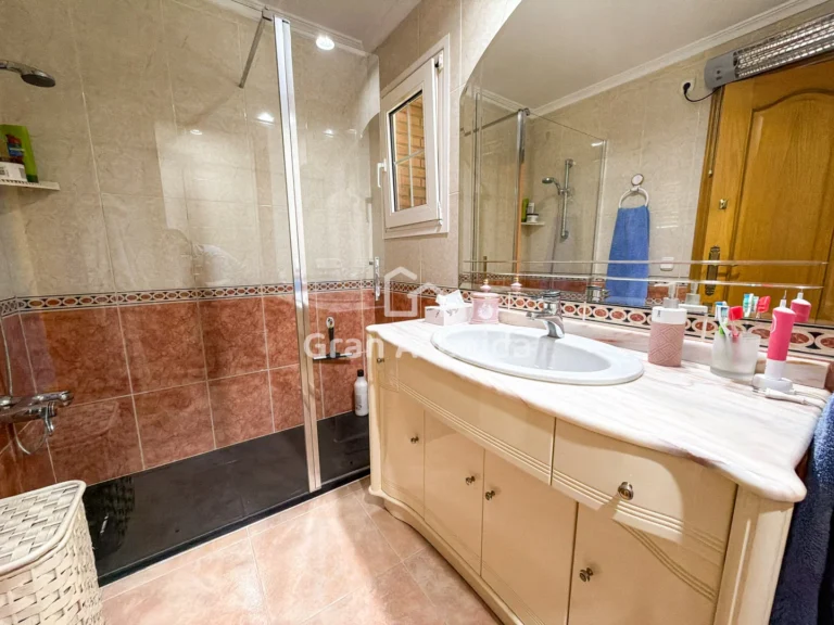 Chalet de 410 m², Entrepinos · L'Eliana, foto 29 de 31