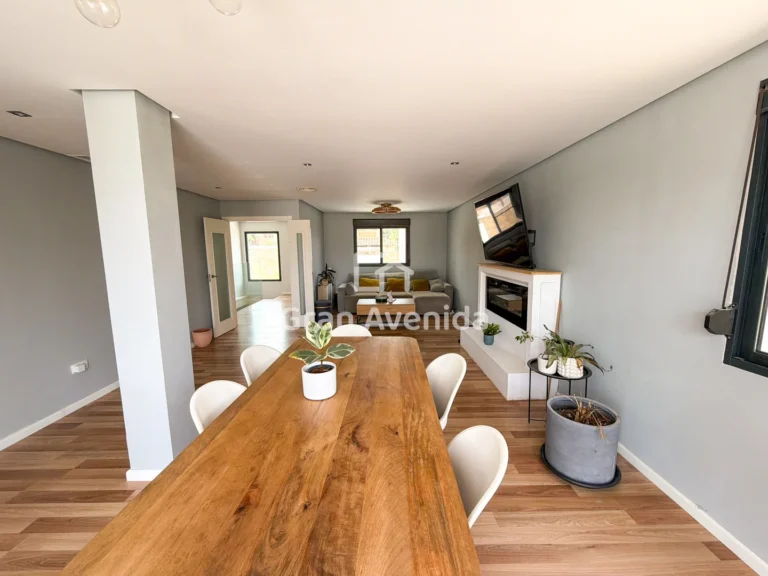 Chalet de 322 m², Entrepinos · L'Eliana, foto 10 de 26