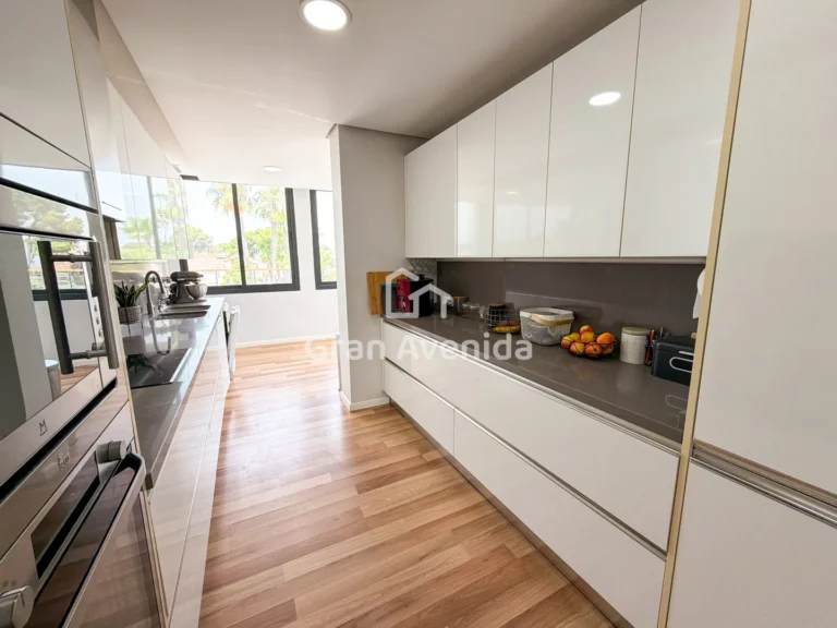 Chalet de 322 m², Entrepinos · L'Eliana, foto 13 de 26