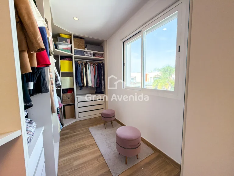Chalet pareado de 188 m², Maravisa · La Pobla de Vallbona, foto 13 de 28