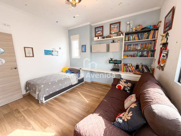 Chalet pareado de 188 m², Maravisa · La Pobla de Vallbona, foto 17 de 28