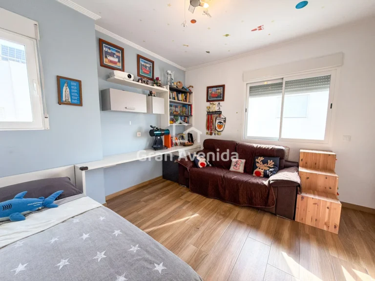 Chalet pareado de 188 m², Maravisa · La Pobla de Vallbona, foto 18 de 28