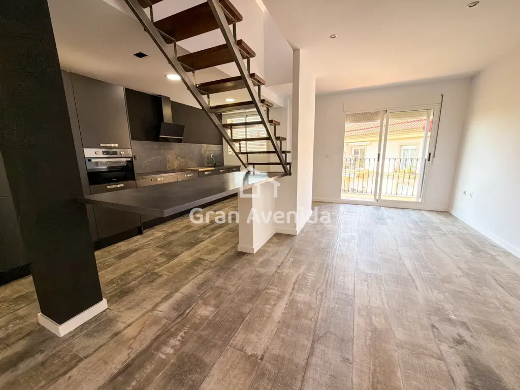 Ático dúplex en L’Eliana 1.500 €