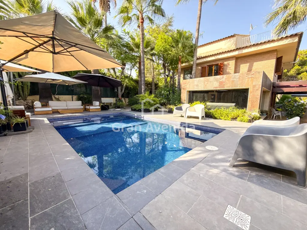Chalet en Montealcedo 3.600 €