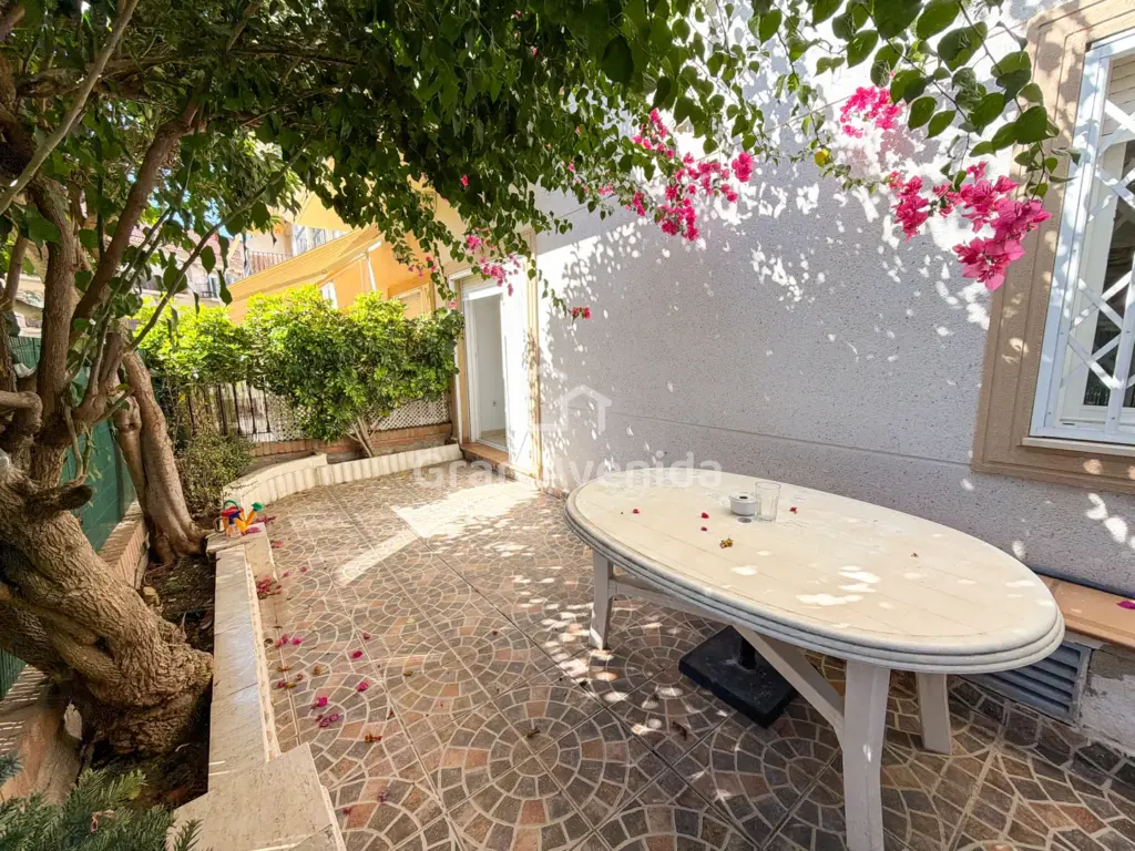 Bajo en L’Eliana 1.400 €