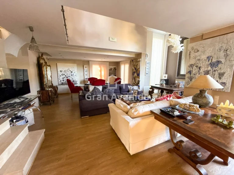 Chalet en Montealcedo de 203 m², L'Eliana, foto 3 de 41