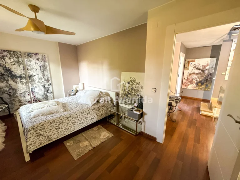 Chalet en Montealcedo de 203 m², L'Eliana, foto 17 de 41