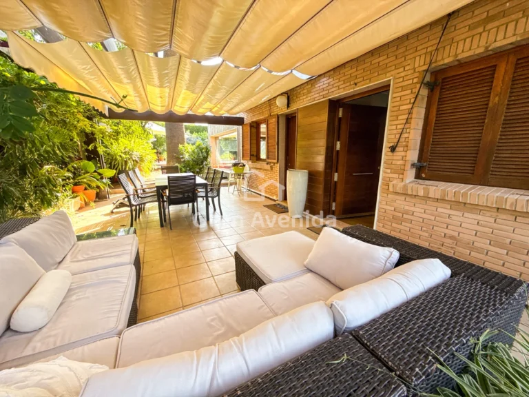 Chalet en Montealcedo de 203 m², L'Eliana, foto 35 de 41