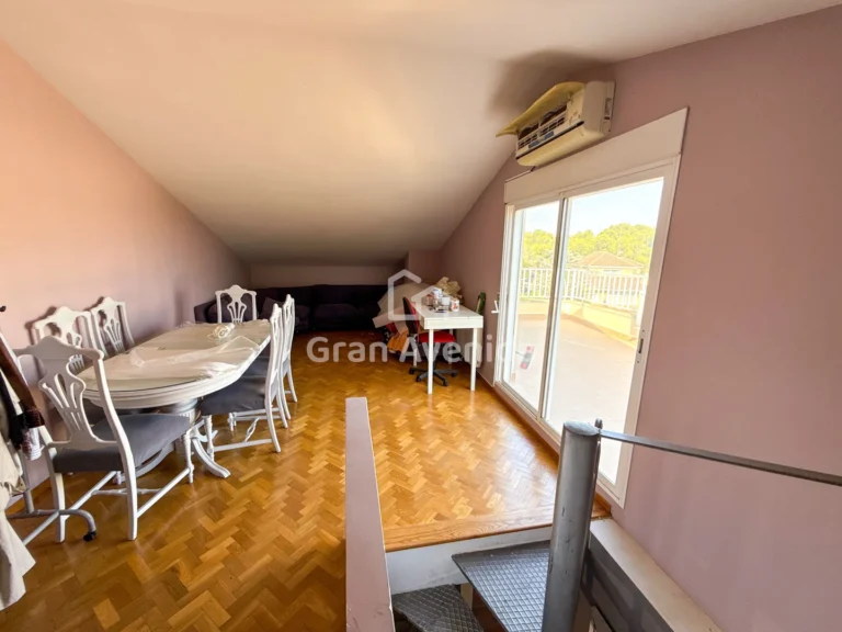 Chalet en Montealcedo de 203 m², L'Eliana, foto 38 de 41