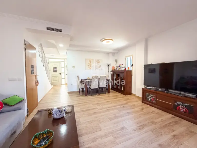 245 m² Semi-detached house, San Vicente · San Antonio de Benagéber, photo 5 of 37