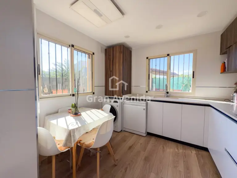 245 m² Semi-detached house, San Vicente · San Antonio de Benagéber, photo 10 of 37