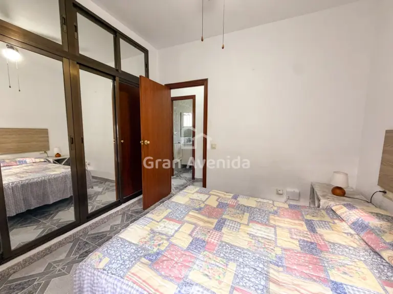Chalet de 210 m², Entrepinos · La Eliana, foto 13 de 26