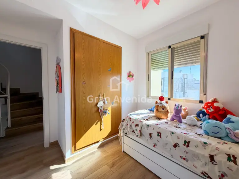 245 m² Semi-detached house, San Vicente · San Antonio de Benagéber, photo 25 of 37