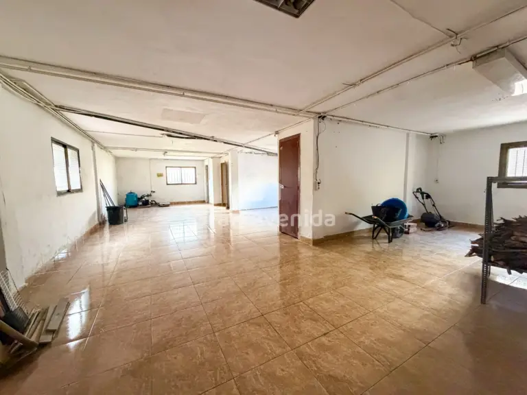 Chalet de 210 m², Entrepinos · La Eliana, foto 25 de 26
